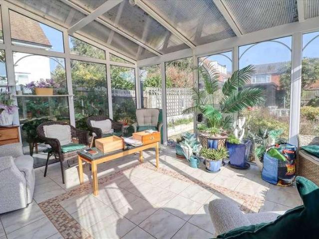 House for sale in Dale Hill, Essex