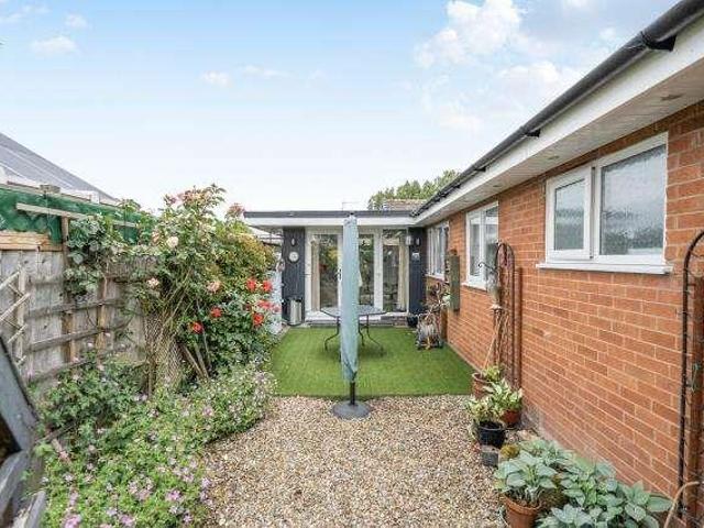 House for sale in Sandpits