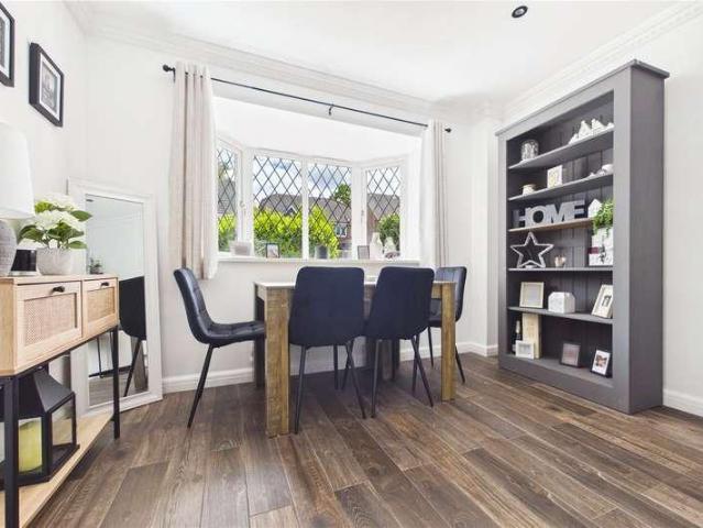House for sale in Shinfield, Three Mile Cross