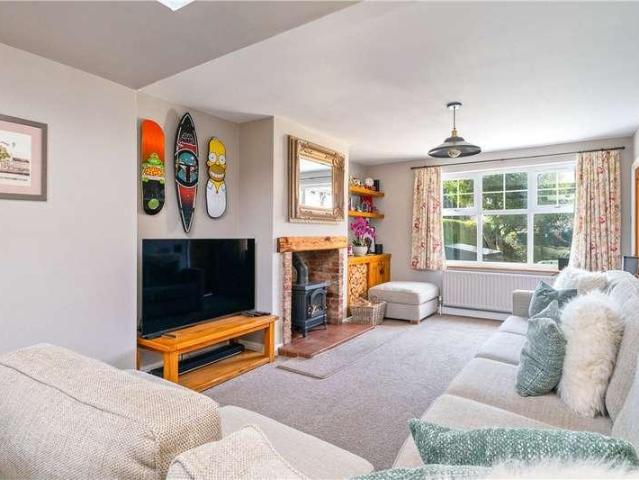 House for sale in Shaw Lane, Guiseley