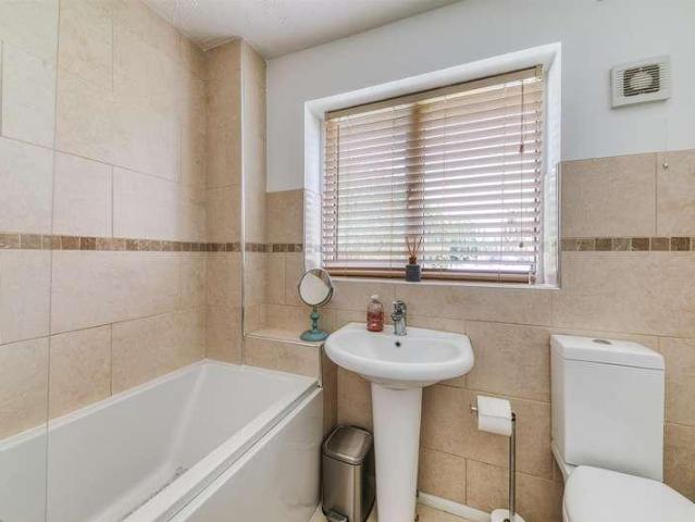 House for sale in Heatherton, East Midlands