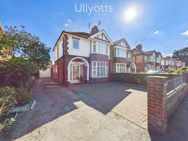 House for sale in Driffield, Hull and East Yorkshire