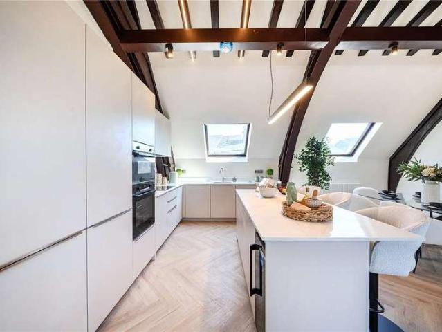 House for sale in Bushey