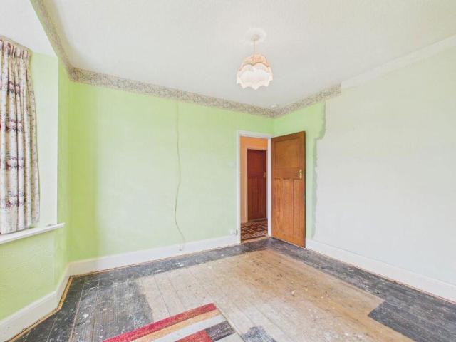 House for sale in Hook