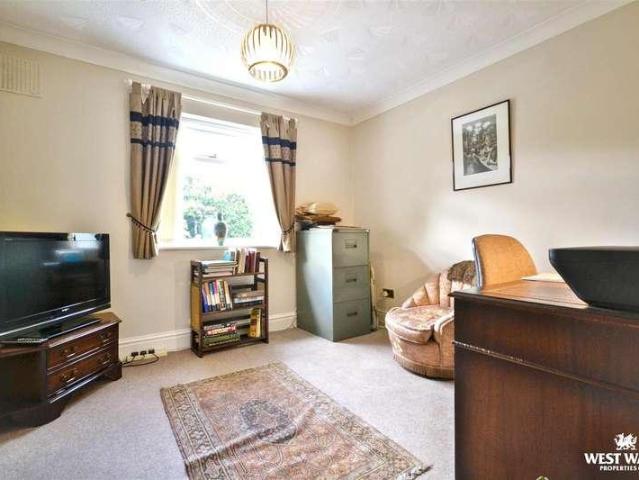 House for sale in Brynhoffnant, Wales