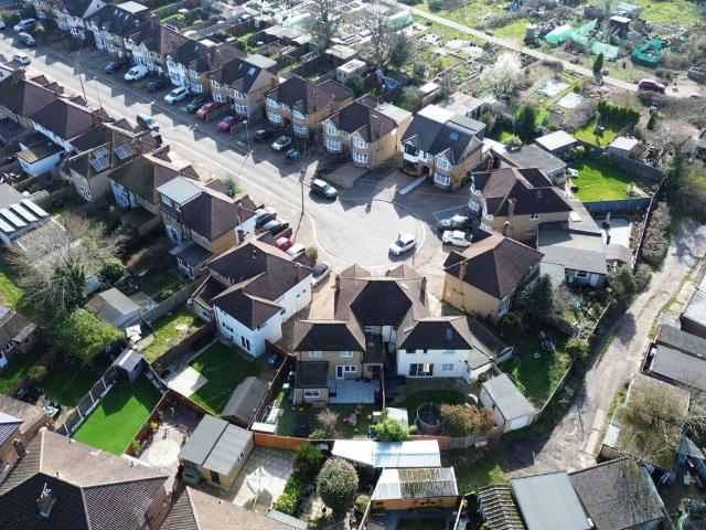 House for sale in Kingswood, North Watford