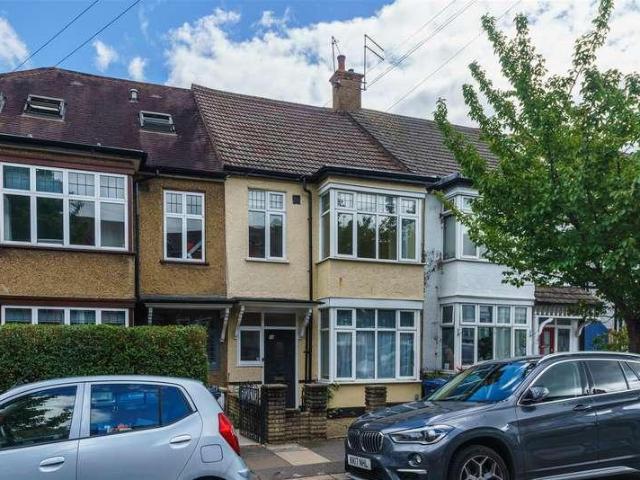 House for sale in Hendon, Greater London
