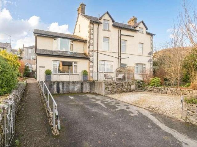 House for sale in Grange-over-sands