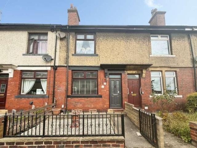 House for sale in Low Moor, West Yorkshire