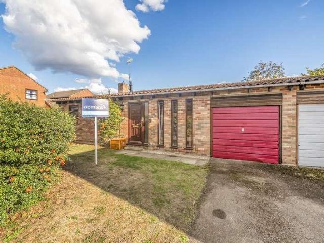 House for sale in Sindlesham, Wokingham