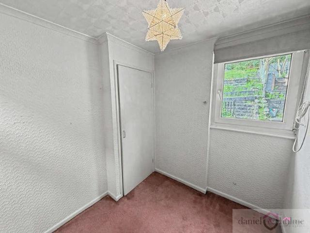 House for sale in Kingsley Moor, Staffordshire