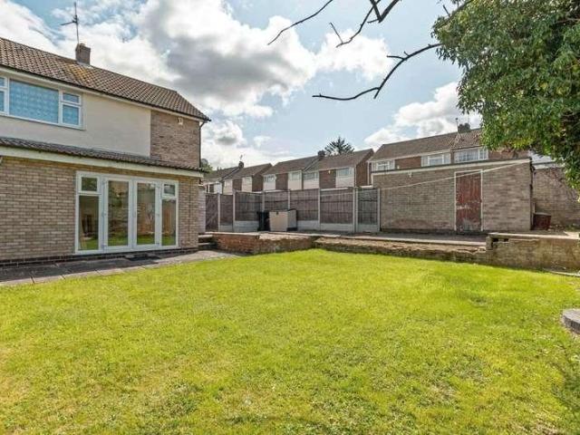 House for sale in Oadby, Leicestershire