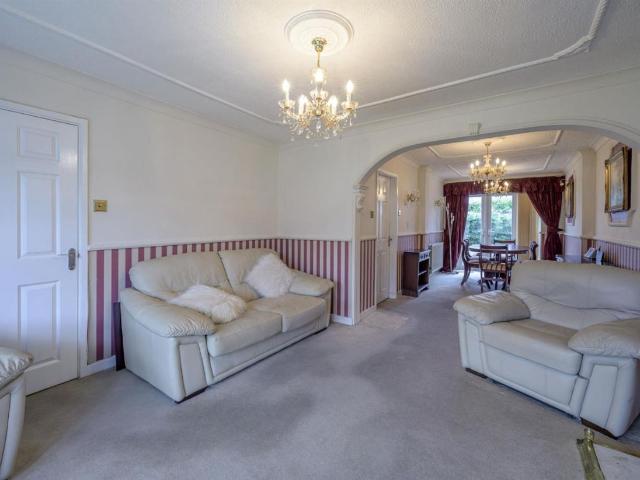 House for sale in Kingswinford, West Midlands