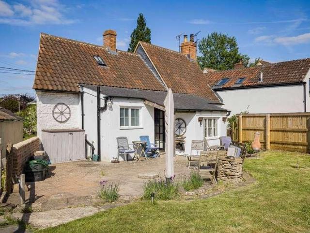 House for sale in East Tytherton, Wiltshire