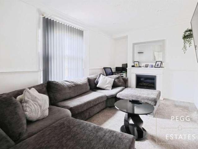 House for sale in Oldway, Livermead