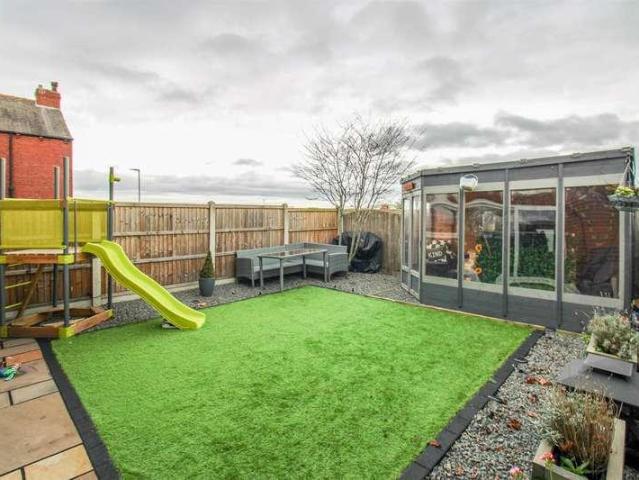 House for sale in Normanton and Altofts, Altofts