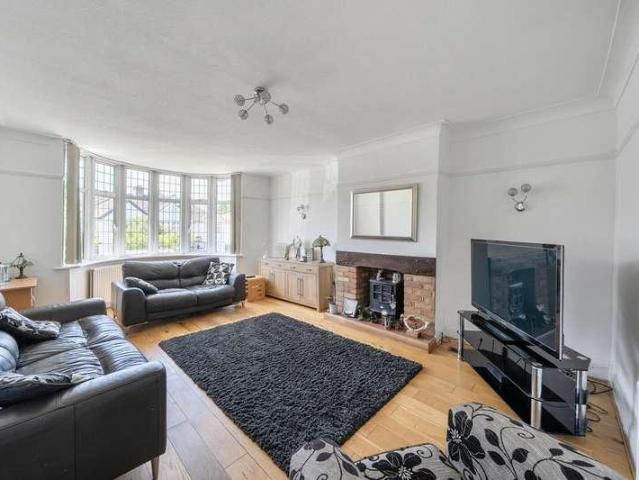 House for sale in Hayes, Greater London