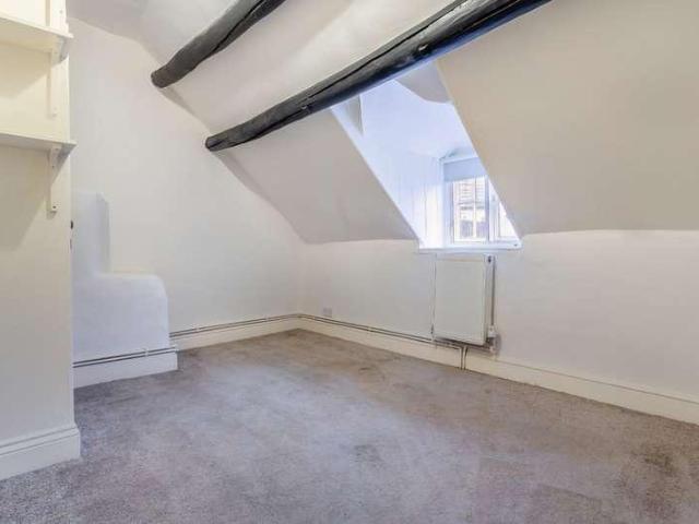 House for sale in Fossebridge, Gloucestershire