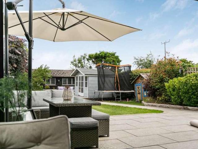 House for sale in Standon, Colliers End