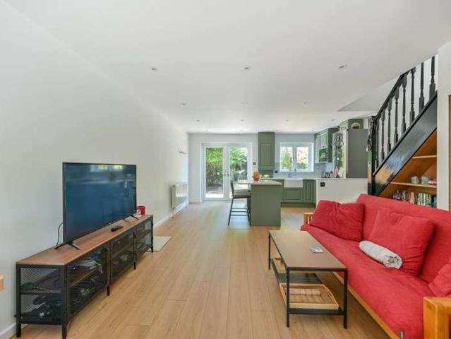 House for sale in New Malden, New Malden