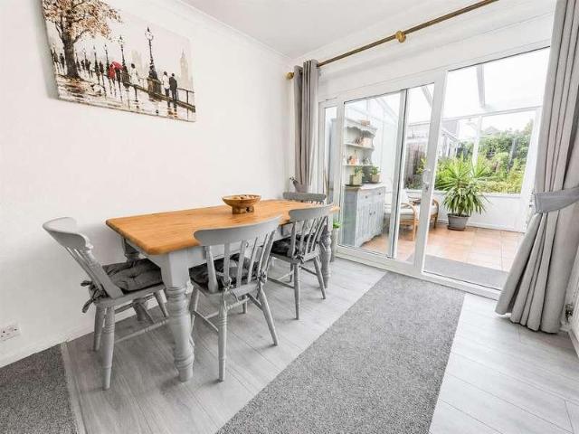 House for sale in Uckfield, Cross In Hand