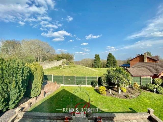 House for sale in Clwyd