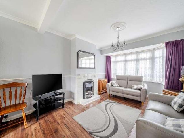 House for sale in Dagenham, Barking And Dagenham