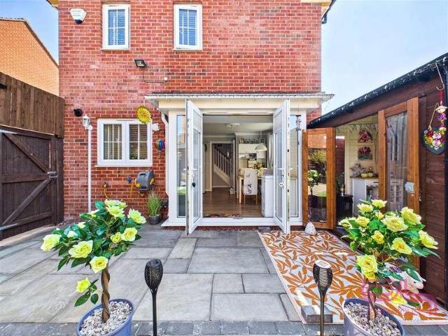 House for sale in Egginton, East Midlands