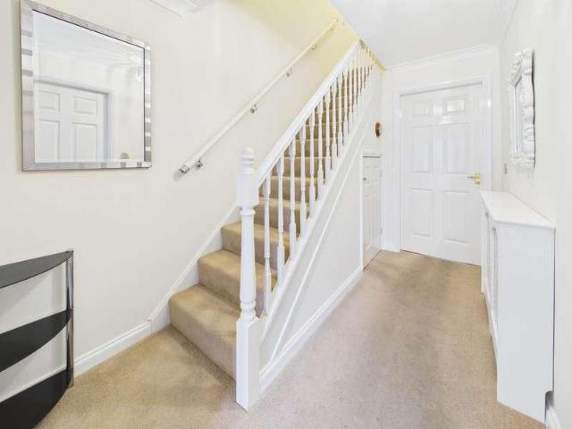 House for sale in Elmfield, Leicestershire