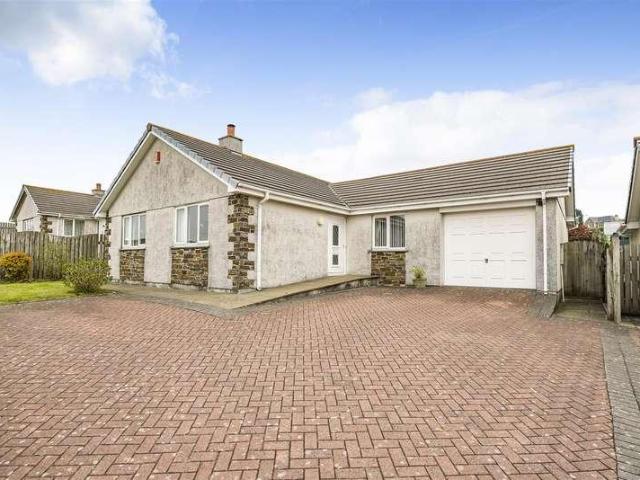 House for sale in Fraddon, Cornwall