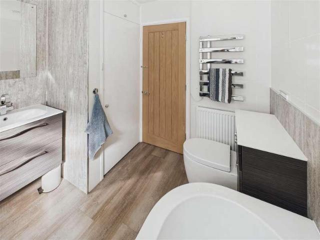 House for sale in Saundersfoot, Pembrokeshire