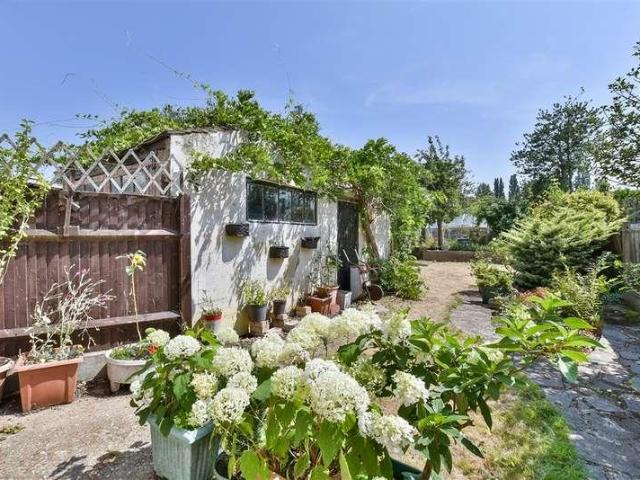 House for sale in South Beddington, Greater London
