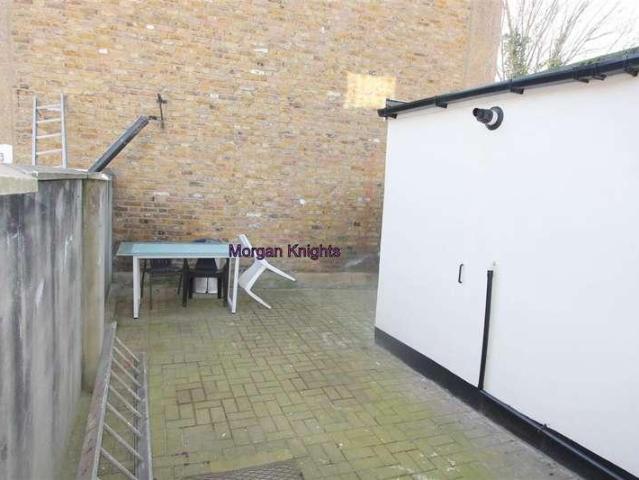 House for sale in Maryland, Greater London