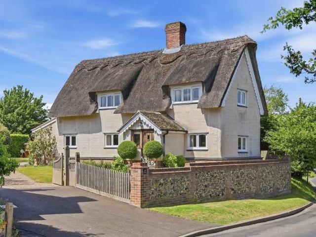 House for sale in Woodditton, Barway