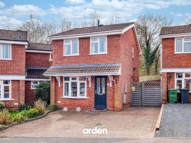 House for sale in Oakenshaw South, Redditch