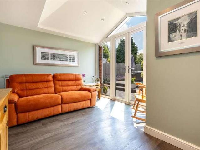 House for sale in Shirley, West Midlands