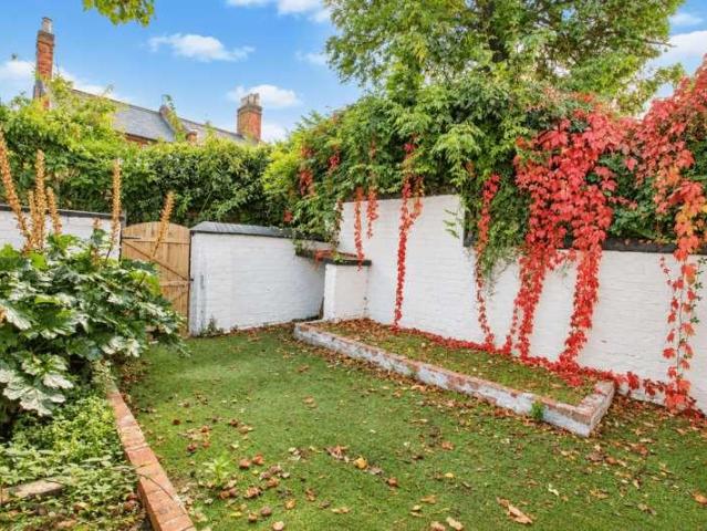 House for sale in London Borough of Ealing, Greater London