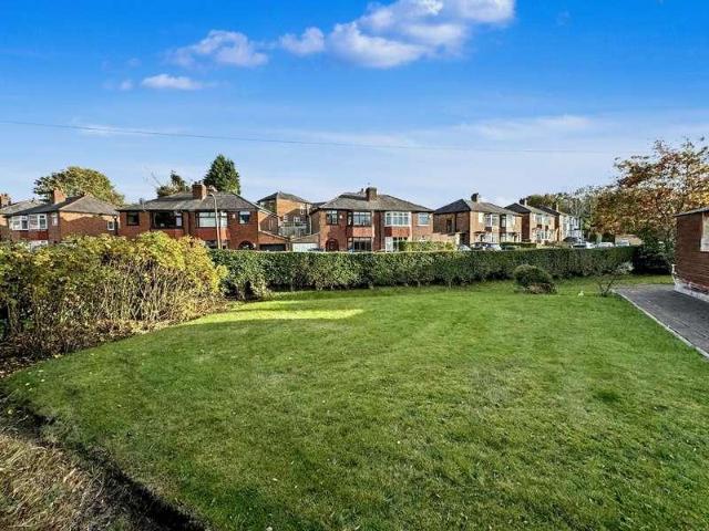 House for sale in Heaton Park, Bury