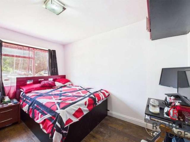 House for sale in Greater London