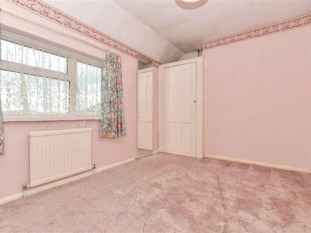 House for sale in Mill Hill, Ash