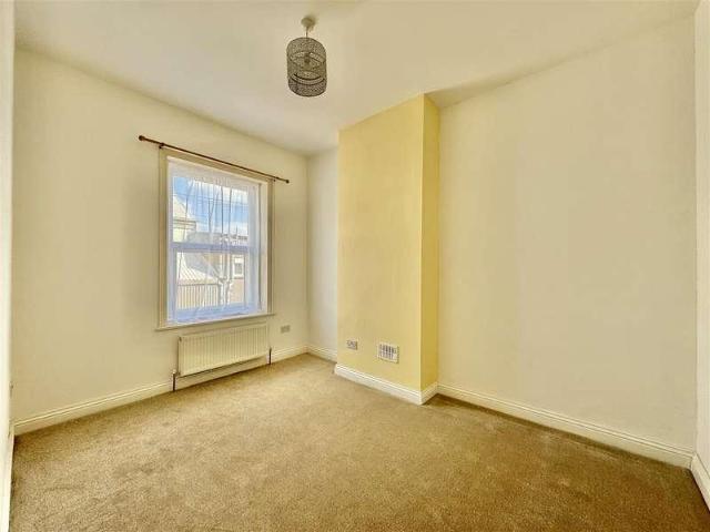 House for sale in Sheepridge, Huddersfield