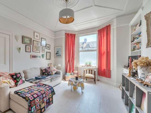 House for sale in Streatham, Greater London