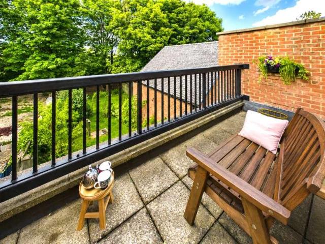 House for sale in Fossebridge, Gloucestershire