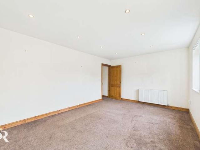 House for sale in Charlesworth, East Midlands