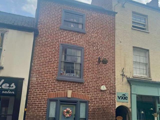 House for sale in Brentingby, Leicestershire