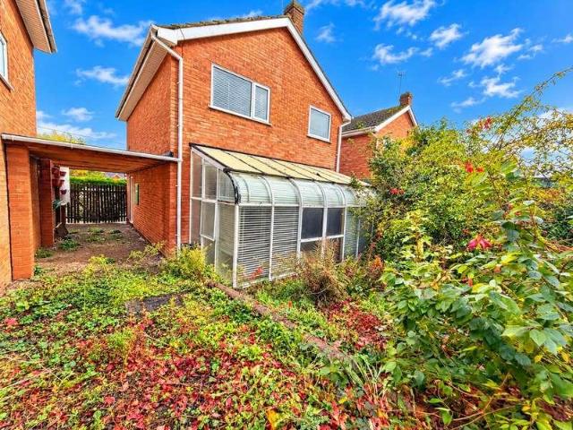 House for sale in Bromley, Dudley