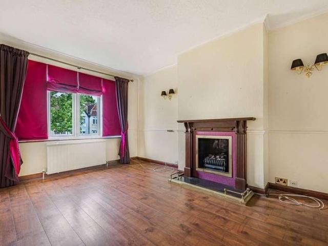 House for sale in Bromley, Widmore