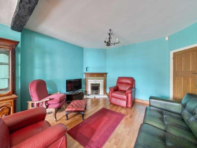 House for sale in Greater London