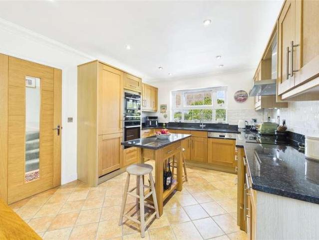 House for sale in North Bourne, Heol-las