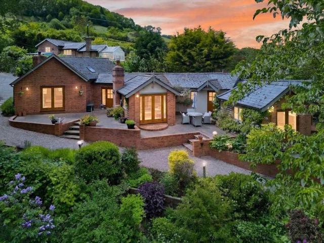 House for sale in Forthampton, Worcestershire